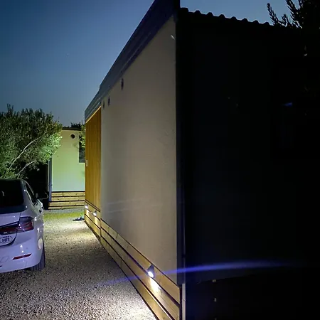 Κάμπινγκ Mobile Tara *