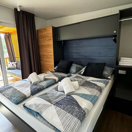 キャンプ場 Mobile Tara *